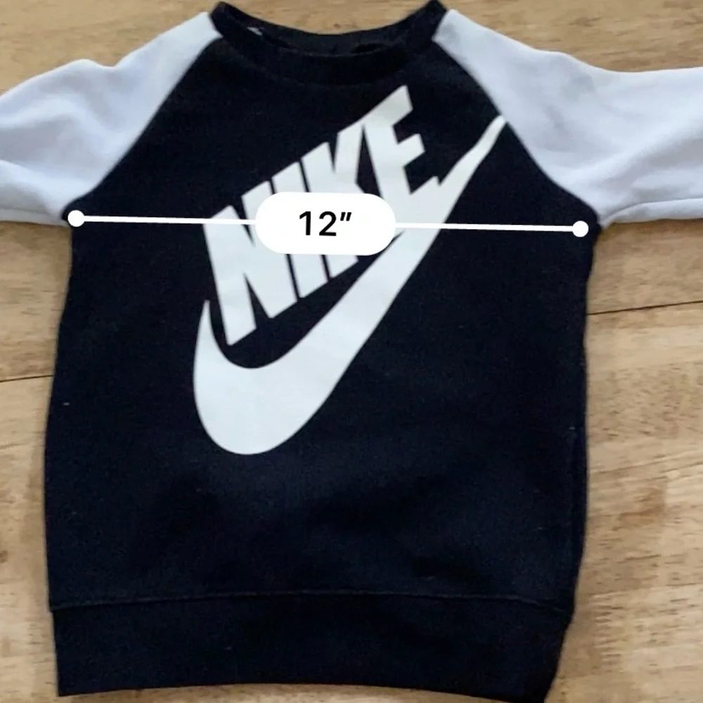 Nike Boy’s‎ Sz 4T Black/White Logo Fleece Jogging Set
